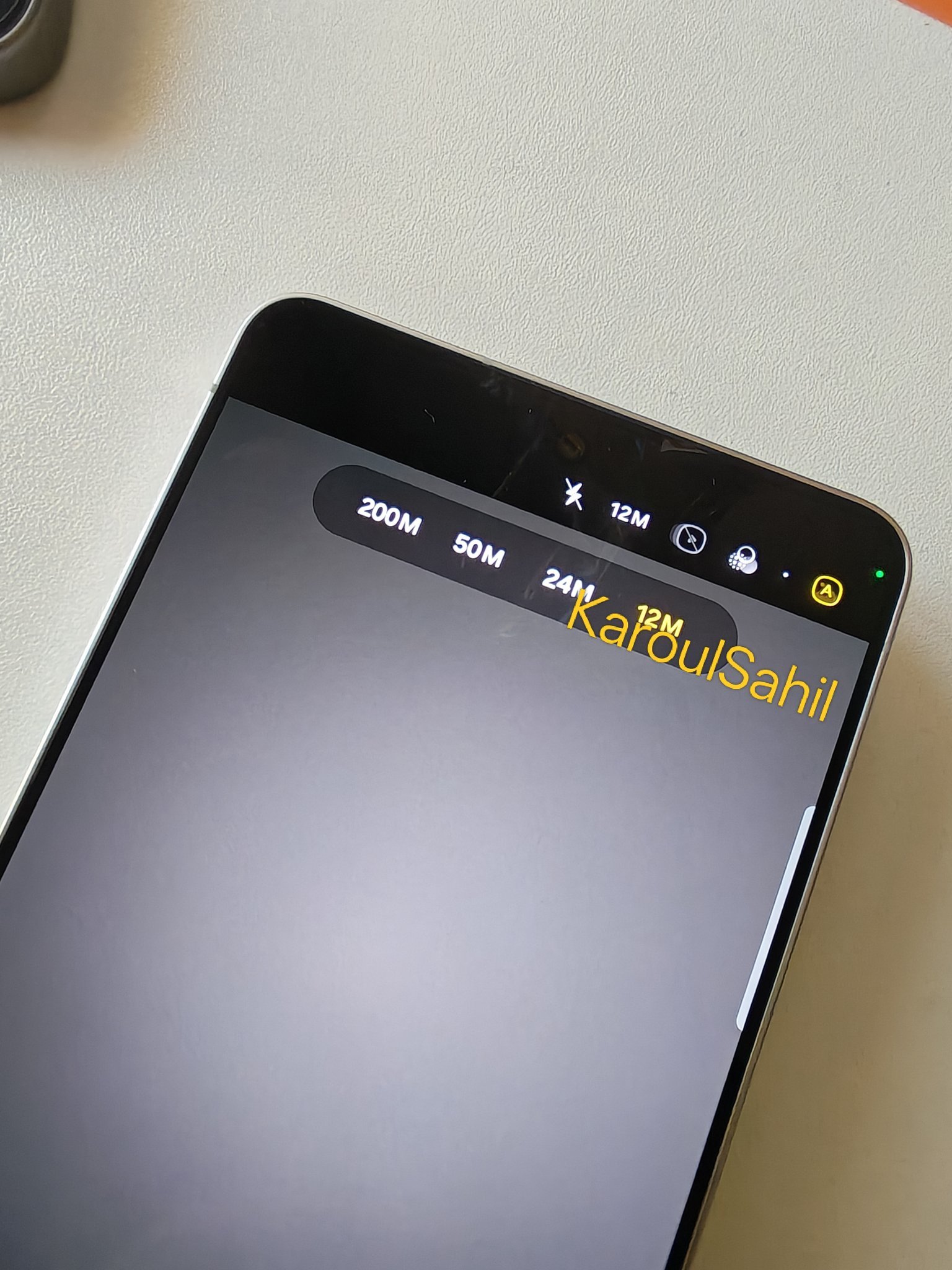 S26Ultra与各旗舰机对比。最后一张图是默认相机24MP模式，适用于超广角