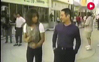 告诉你一个反常识的事实：李连杰在片场最常听到的指令是“动作慢一点”。不是他做不