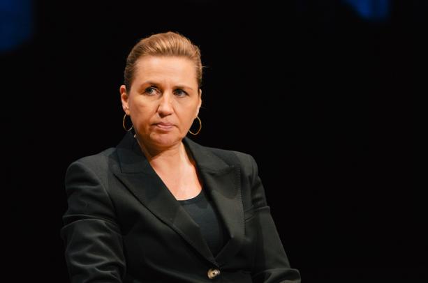 太突然了，丹麦首相突然辞职，干脆利落地给国王腓特烈十世递了辞呈明明还是第一大党，