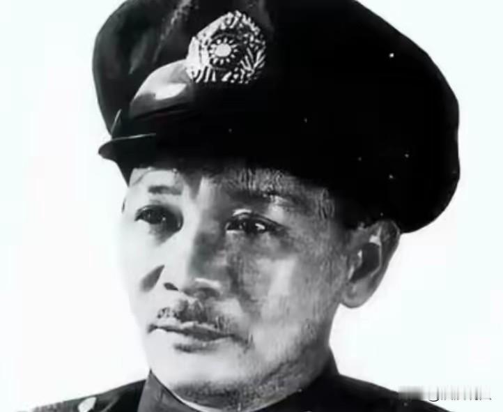 1992年，张发奎的骨灰终于运回大陆安葬，直到这时所有人才知道，原来这位号称铁军