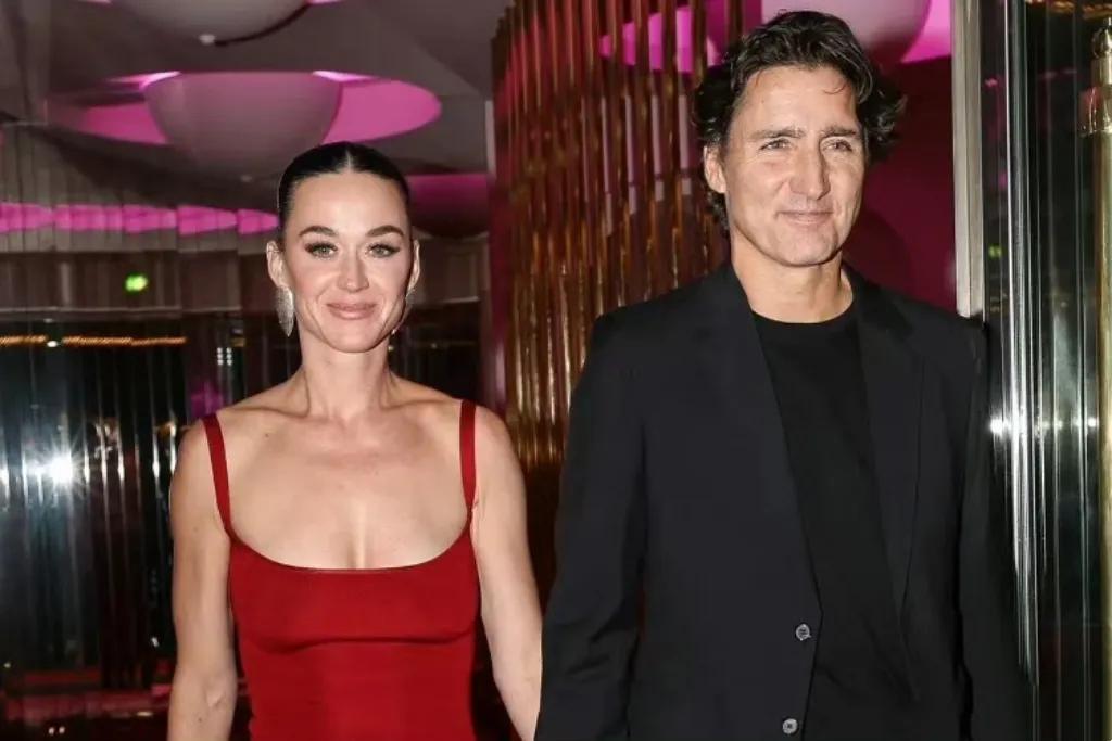 水果姐新歌《英雄》成真？这次牵手加拿大“前总理”！水果姐歌词里的“英雄”，真没