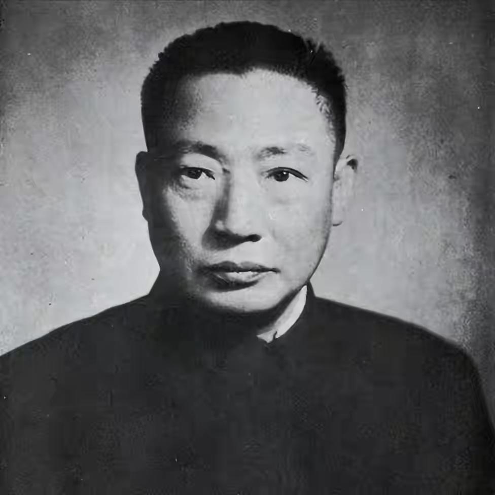 毛人凤临终前向长子吐露：当年戴笠死后军统危在旦夕，真正吞并我们的并非陈诚，是我主