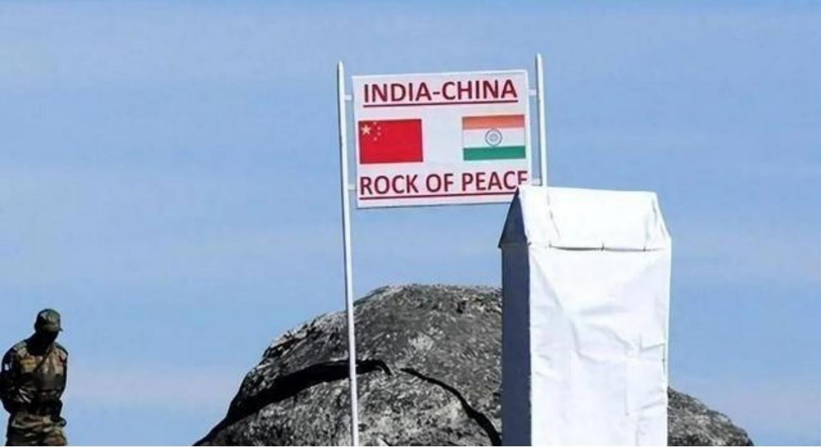 印度急着和中国搞永久性边界谈判这事儿，还挺有意思。有人说啊，再不谈，那“恒河分