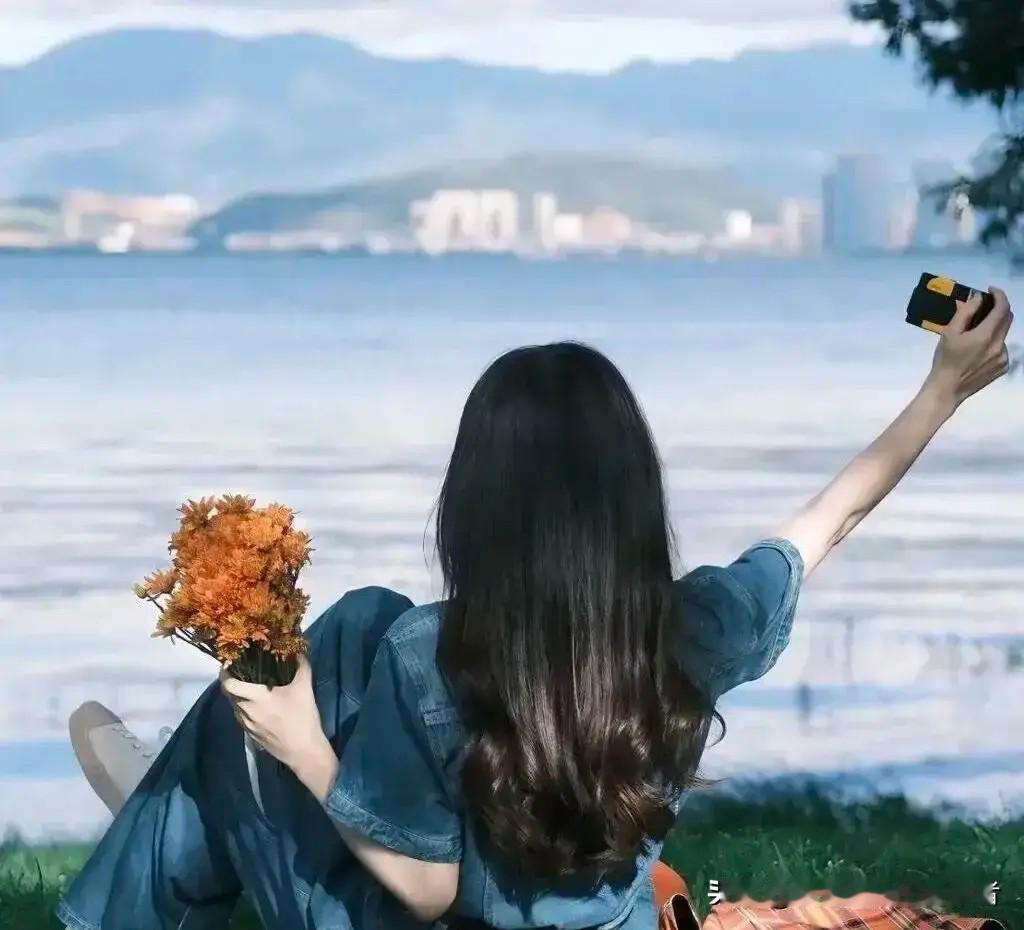 3个扎心真相！中年女人的安全感，从来和钱无关人到中年的婚姻，最可怕的从不是