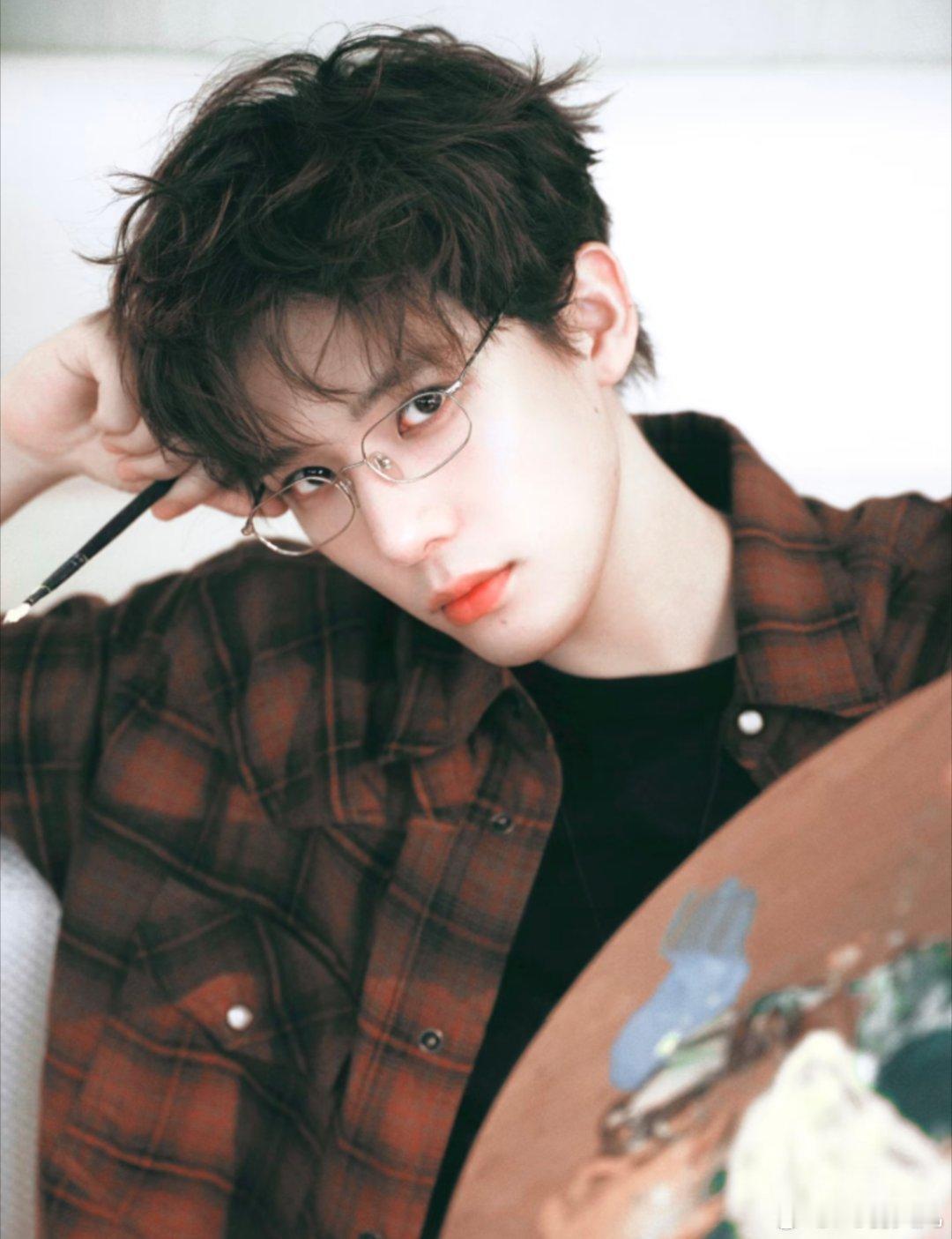 1、白鹿敢说番位的事儿，是真戳中内娱的痛处了。从小透明拼到现在，她太懂机会多难得