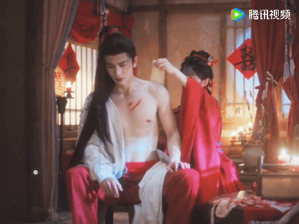 张凌赫逐玉闯进病弱美强惨赛道了真的没人能躲过谢征！看着清瘦易碎，骨子里却又倔又强