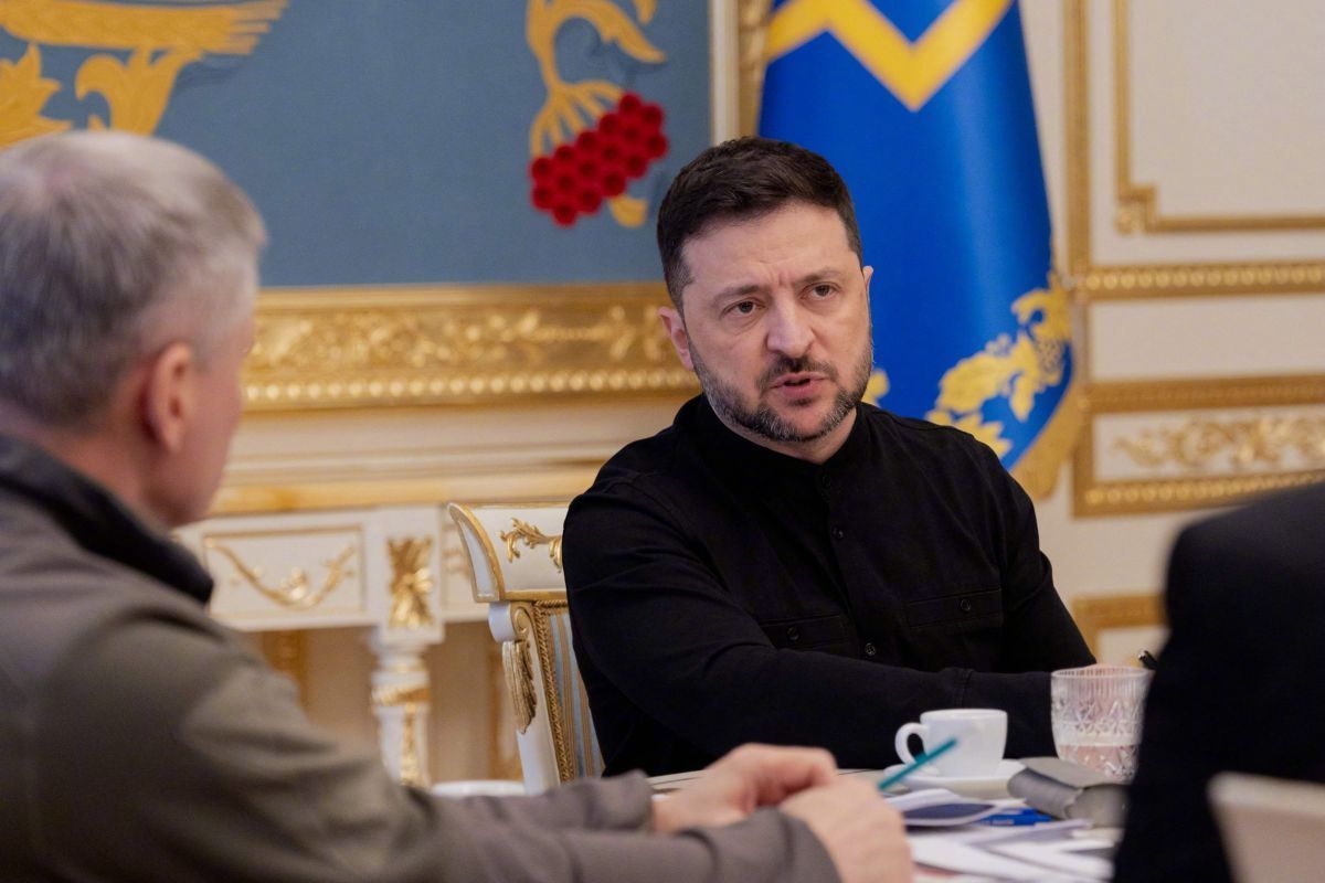 【#俄乌在红军城展开激战#】据塔斯社11月3日报道，乌克兰国防部前副部长维塔利·