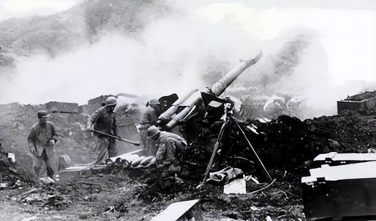 1962年10月，中印边境突然爆发激烈武装冲突，山谷枪炮声震得远在台北的蒋介石也