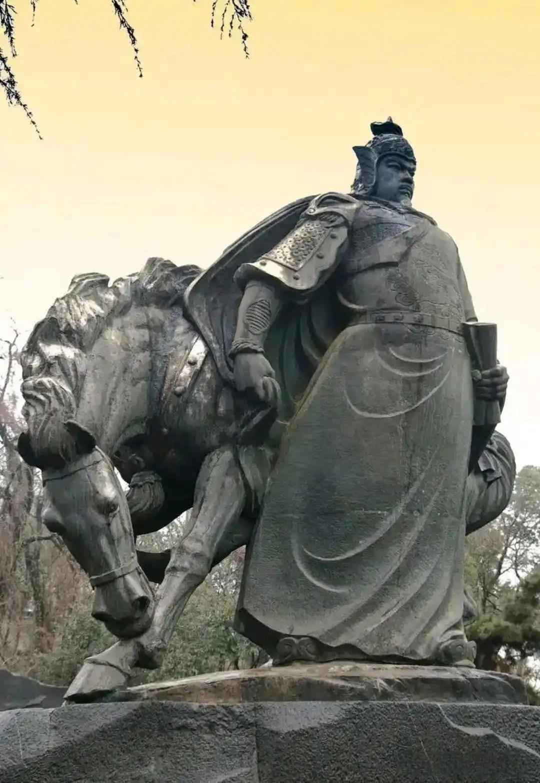李广难封真是命不好？汉朝最大不公：西北武将融不进中原朝堂那不是一个人的悲剧，