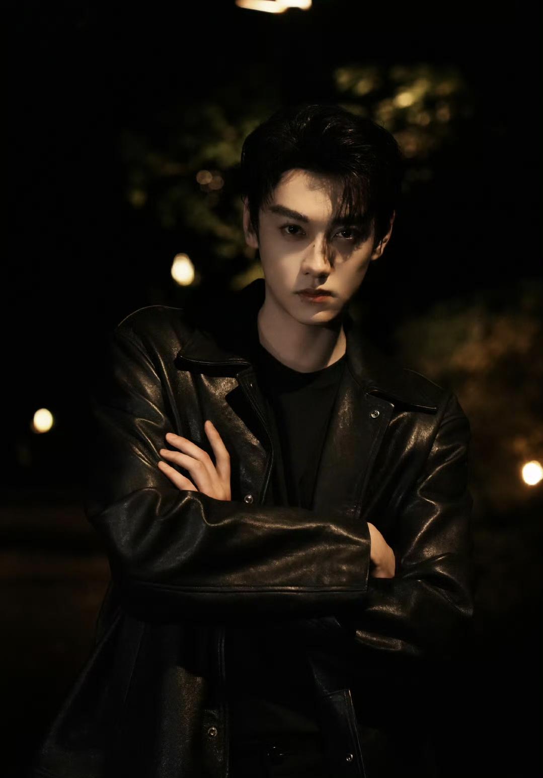 四载成光，与栩宁共赴绚烂征程“今田天气晴”的话题在12月1日的社交平台悄然