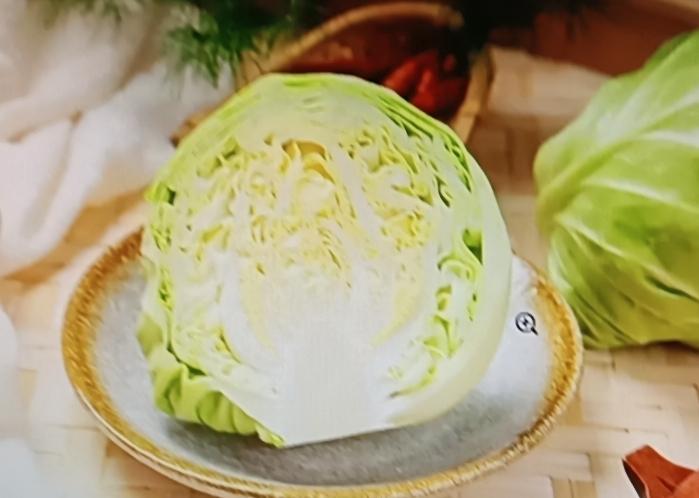 痛风患者在饮食上可得多留意，选对食物能有效缓解症状。有六种低嘌呤食物值得试试。