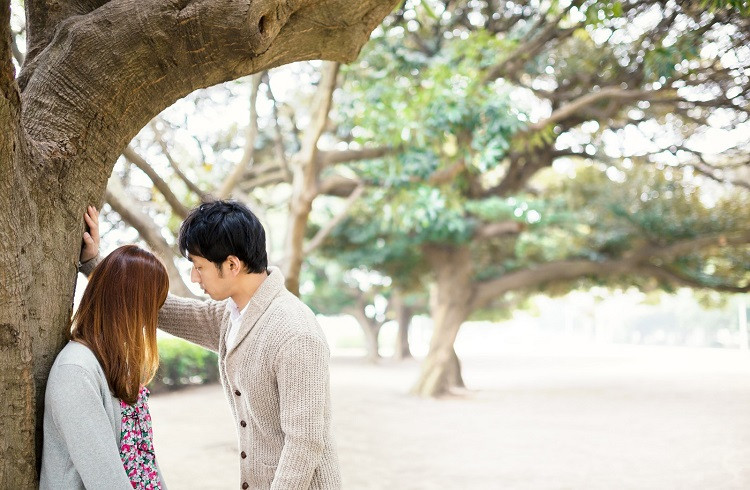 男女走入婚外情，到底图什么？一句话，图新鲜感，解决生理方面的需求，只是双方不承