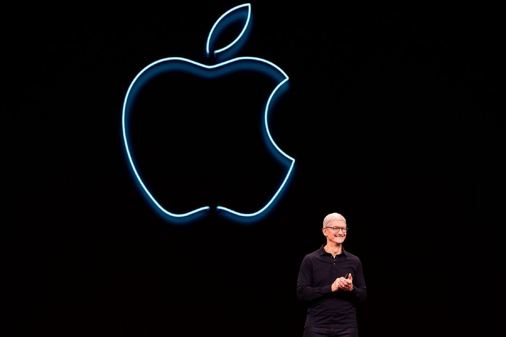 Apple资讯：–彭博社马克・古尔曼表示，iOS18.6预计将在中国大陆启用部