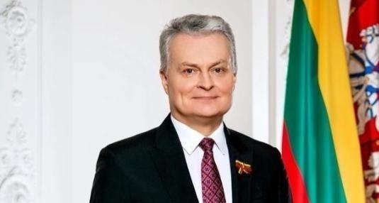 新加坡前国会议员吴俊刚发文指出：“过去四年来，中国断绝和立陶宛的外交和经贸往来，