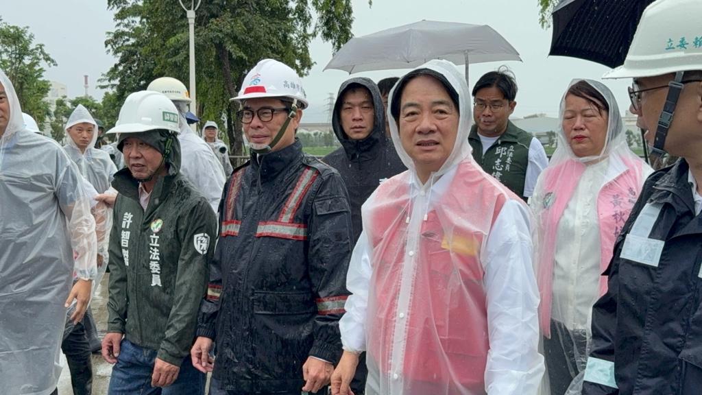 赖清德南下勘灾喊“别淹水就责备治水钱花到哪”高嘉瑜吐真心话南部近日受豪雨影响