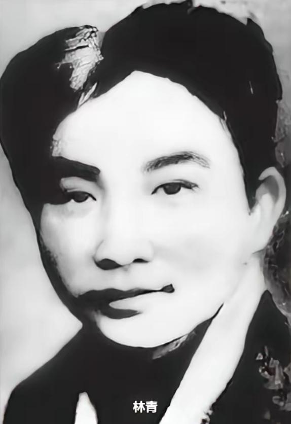 1935年，2名被捕地下党员临刑前，监狱看守突然说：“我可以救你们出去，但只能救
