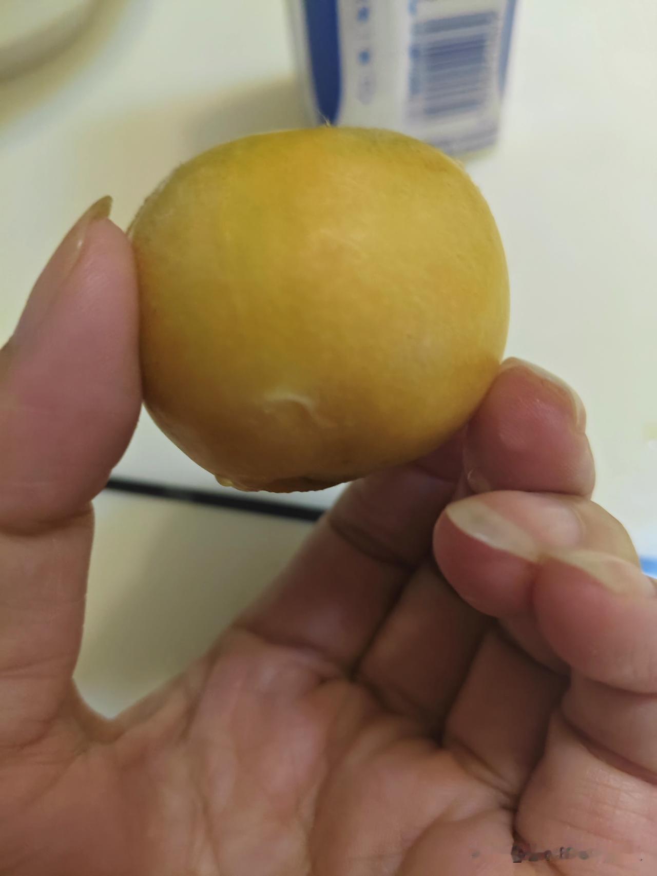 强灌鸡汤“过来，过来！”我拍着沙发，示意老公做到我的身边来。一向木讷的老公