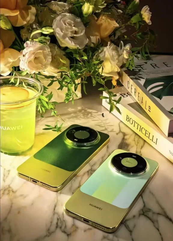 上手Mate90半个月，谈谈真实体验。整机做工扎实，玄武机身+昆仑玻璃，抗摔耐造，日常裸机使用完全安