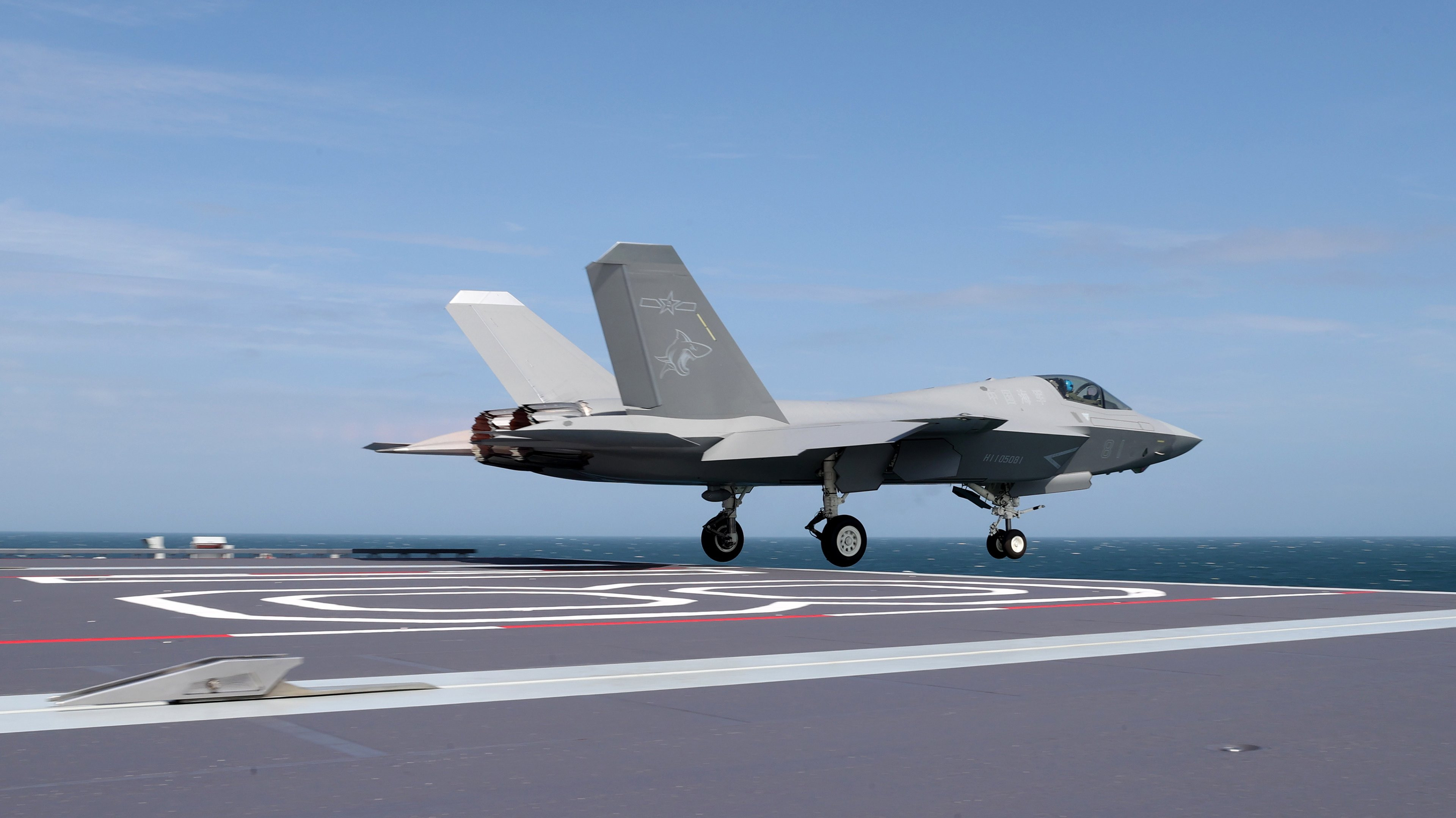 🔻2026年1月，福建舰在渤海开始接收舰载机队进行舰机合练，战斗力生成。🔻山