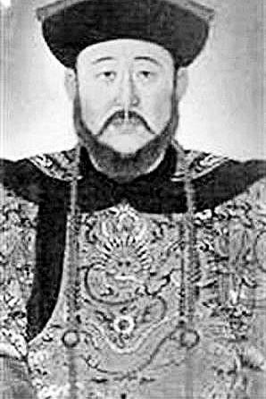 雍正的另一位宠臣隆科多，左右逢源两位皇帝，却落得幽禁至死的下场说起雍正的红人，