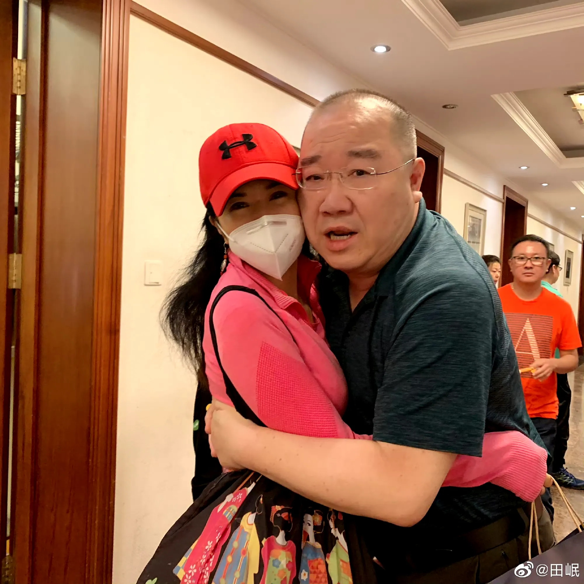 她可能是宋丹丹最讨厌的女人，因为她和宋丹丹前夫是好朋友，年轻时就被传绯闻，岁数大
