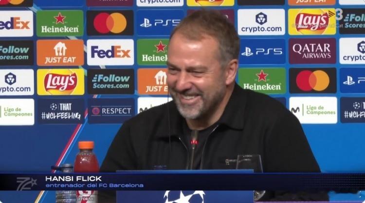 亚马尔被换下不高兴？弗里克调侃：下次坐替补席，我接受他的反应欧冠联赛阶段第6轮比