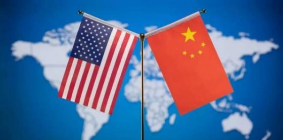 眼看我们还没有主动上门与美国进行谈判，美国财长贝森特又朝我们喊话了！5月6日，根