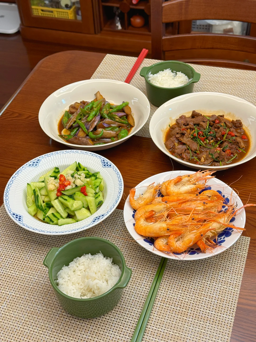 在家吃干净清爽的饭菜