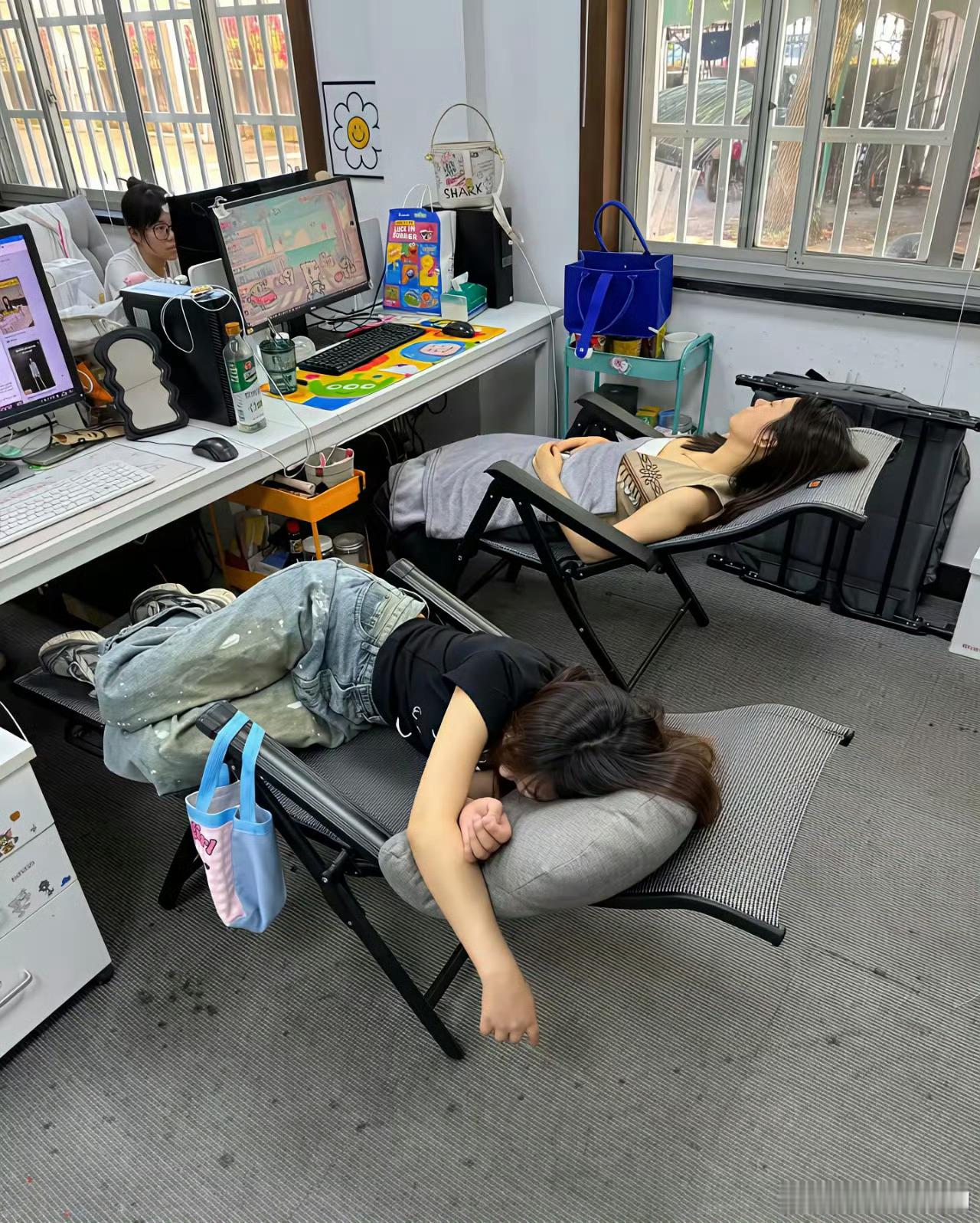 哪边收入高？​​​