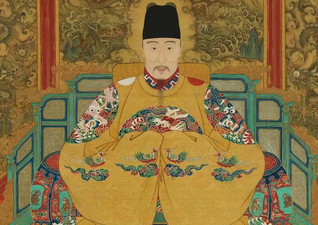 万历一句问话，明朝多了个"两宫皇太后"的先例1572年6月，10岁的万历皇帝