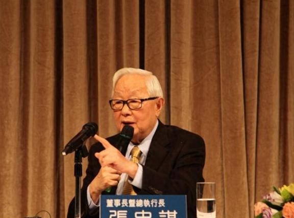 围堵并非无懈可击。台积电创办人张忠谋接受美媒采访时曾称：美国、荷兰、日本、韩国、