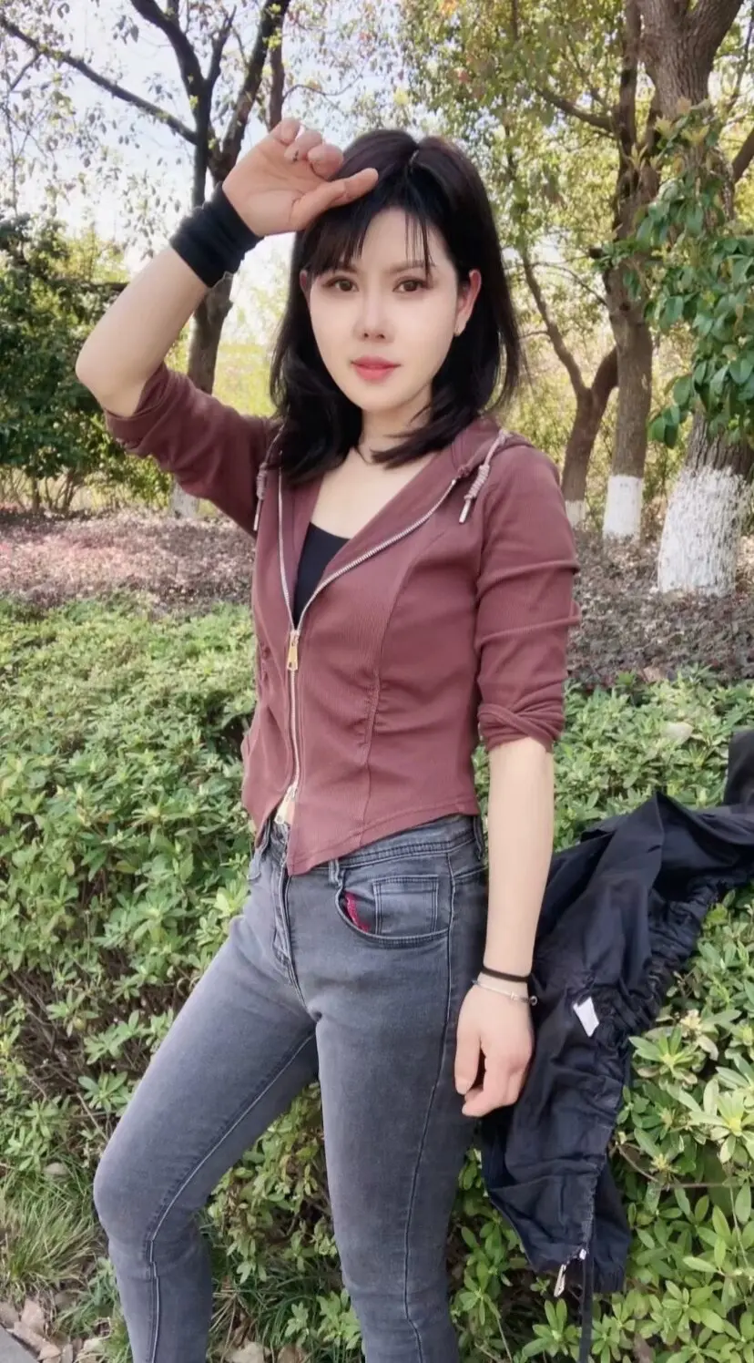 我们没有吵架，我们相隔两地，没有沟通，没有陪伴，也没有问候。没事的时候...