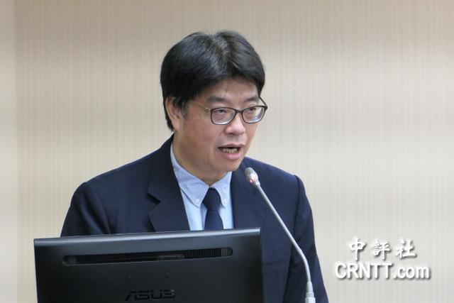 国民党籍台东县长饶庆铃今年6月以预录影片方式参与海峡论坛，陆委会当时以违反《两岸