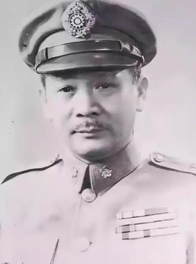 国民党上将总司令张发奎，绝对是国民政府中真正的奇葩，在他的部队中，有名有姓的共产