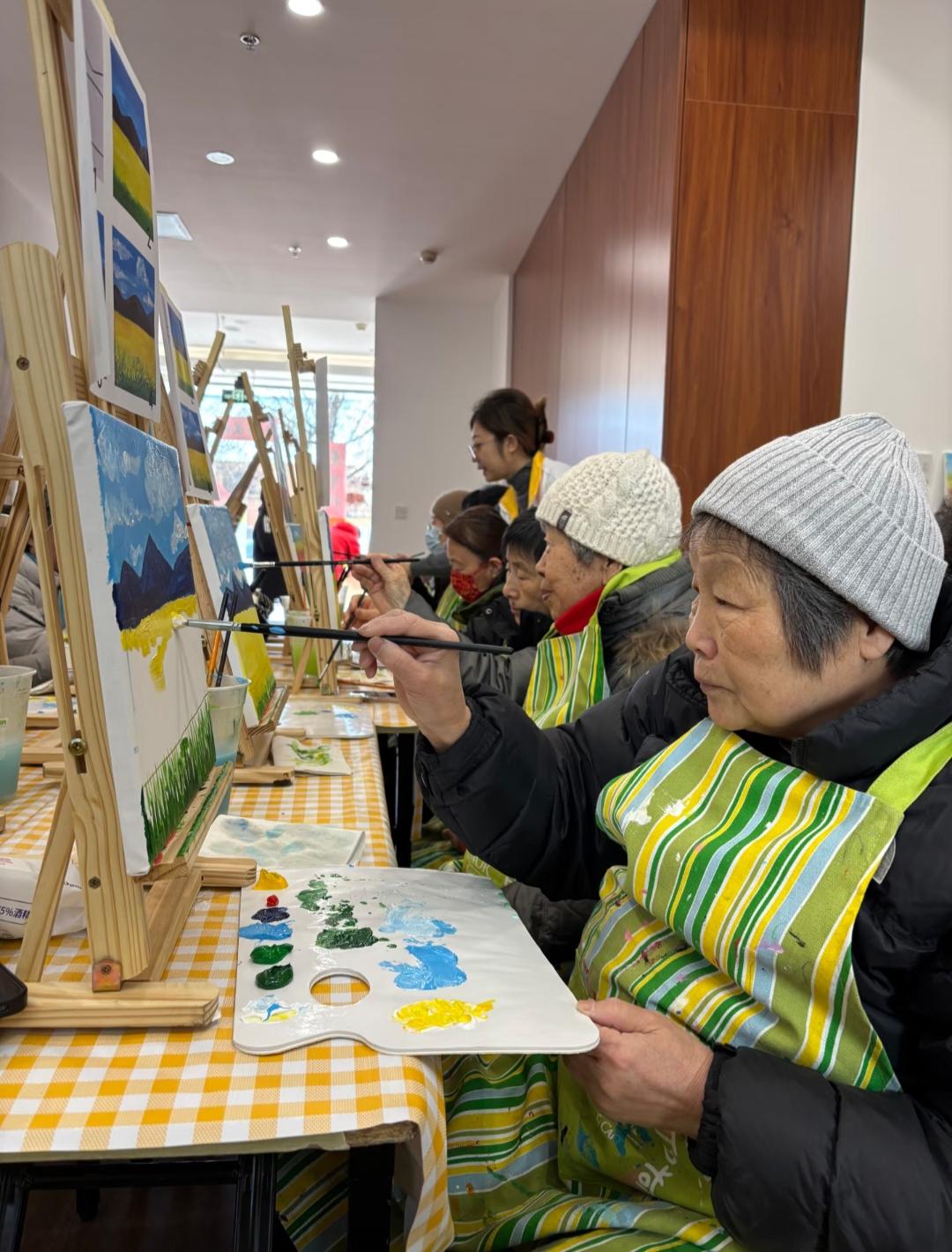 最近有个55岁退休的阿姨说了一句话火了!她说:​“退休后，我是不会去老年大学