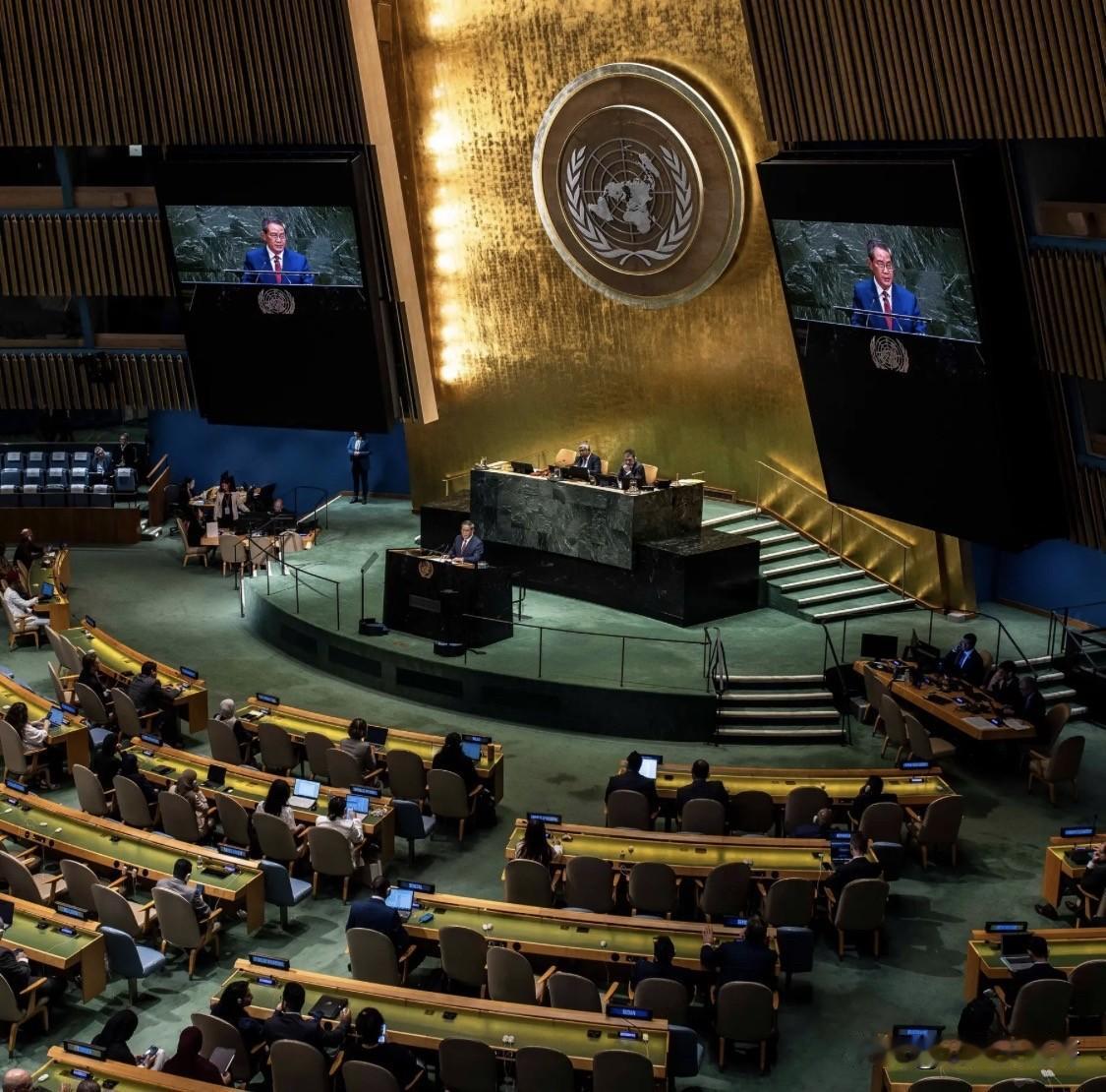 联合国资金告急！！！联合国周五表示，如果各国（尤其是美国）不缴纳会费