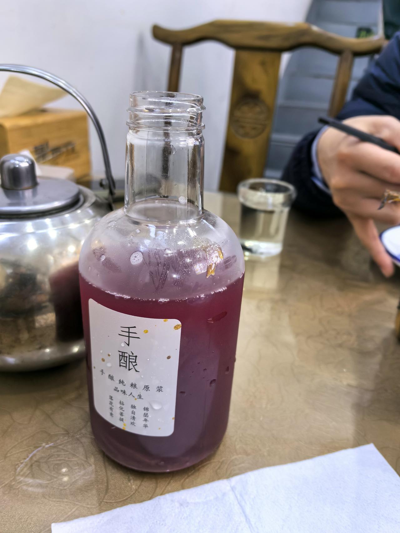 我每年都会去皖南，因为我觉得皖南除了有美景，还有美食，但是这次在宏村这边吃的这顿