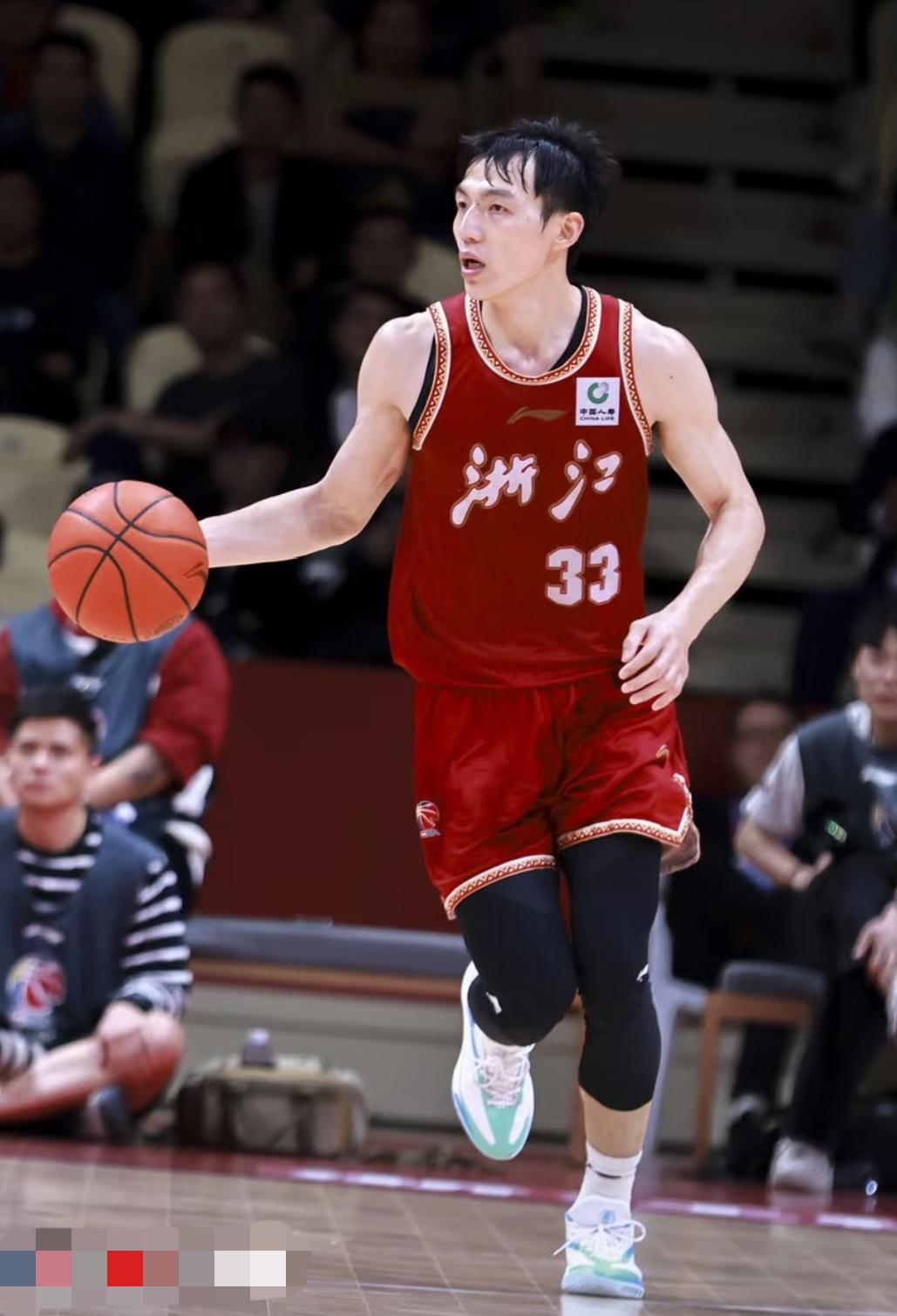 不到32岁，吴前为何突然对折？数据暴雷背后，两大原因最致命！