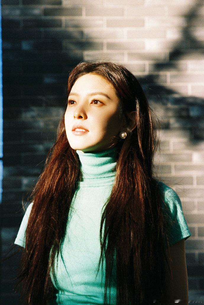 跟着奔赴新途，把勇气作铠甲，让好运常伴身旁章若楠的新年好运风向