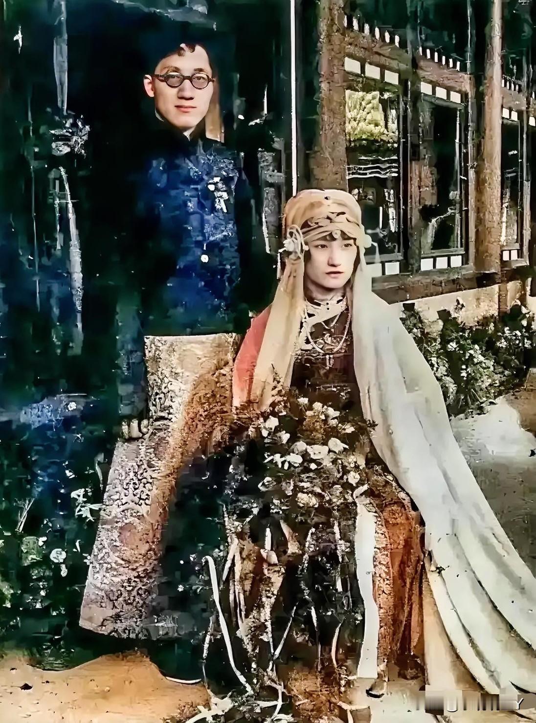 民国才女陆小曼，一九二六年与徐志摩在北京结婚时的合影，时年23岁。都说陆小曼漂亮