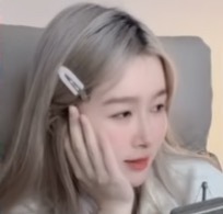 马雯雯：宝可梦现在我参加不了，人太多了，基本都是熊掌的。人太多了，肯定优先熊掌的