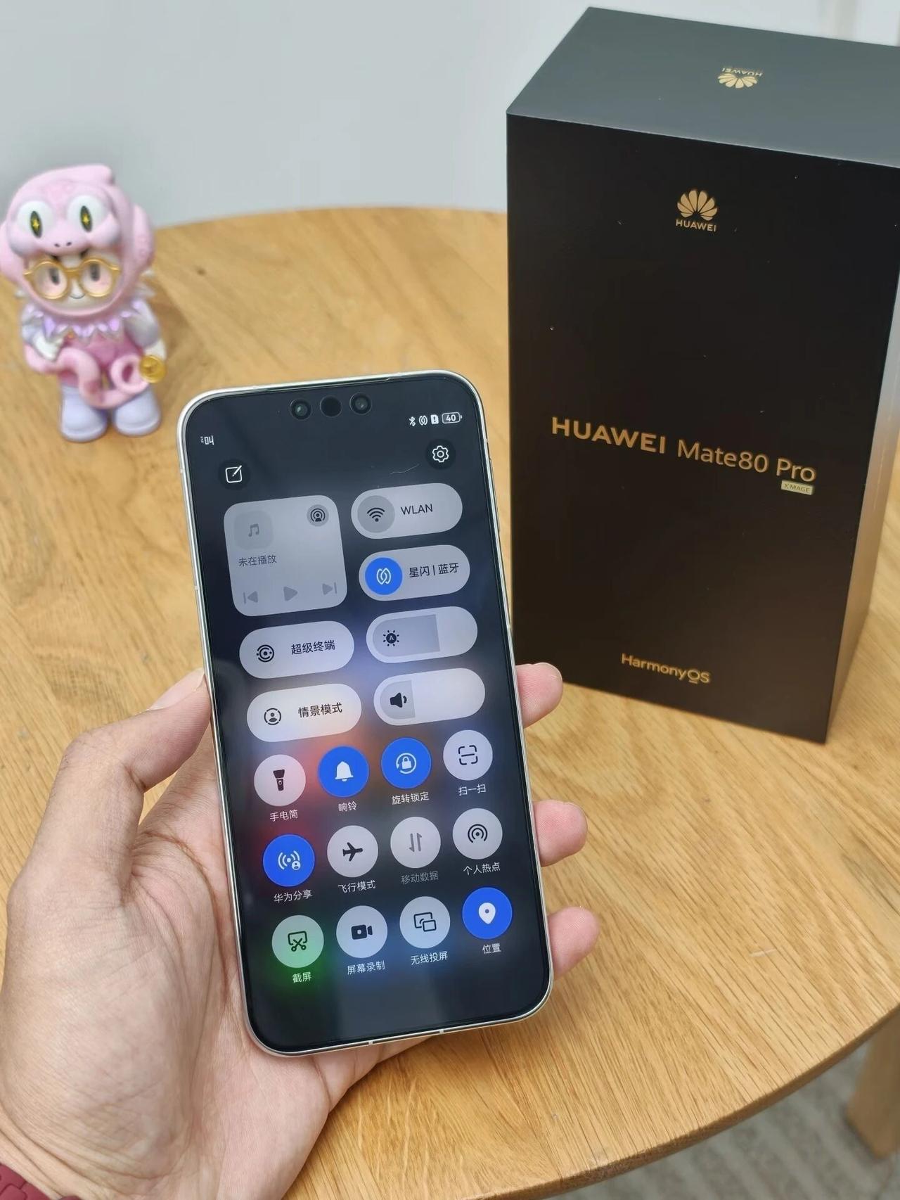 华为Mate80pro一周体验，聊聊真实使用感受华为Mate80pro已经做主力