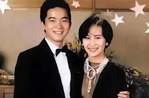 何超琼与俞琤多年保持联系，陈百强留在青春记忆里，两段关系不宜简单比较​