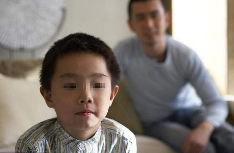 我说了半辈子孝顺, 孩子长大我后悔了, 这4件事儿父母别再做了!