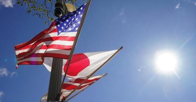 四大发达国家全沦陷！全球欠钱365万亿，利息比军费还高，全民都在给债主打工！当前