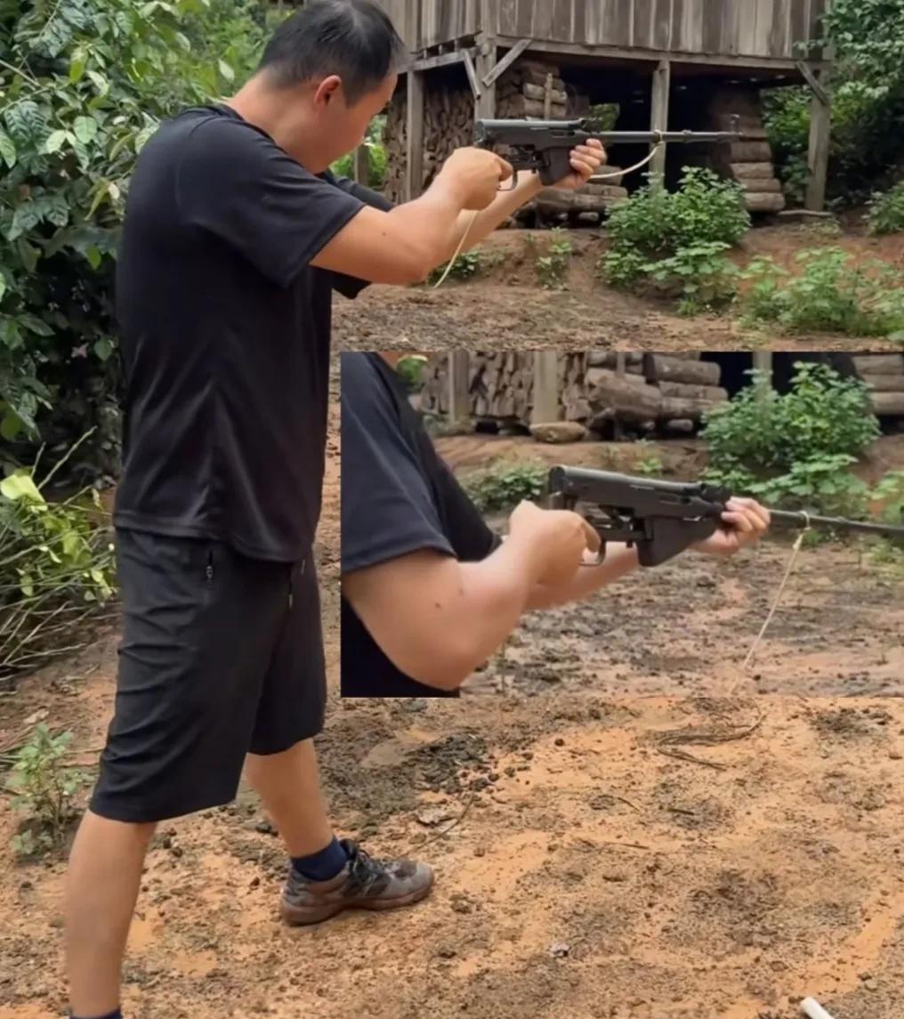去缅甸掸邦北部腊戍乡下游玩，看到了一种可以打子弹的枪。初看，这枪似乎从来没有见过