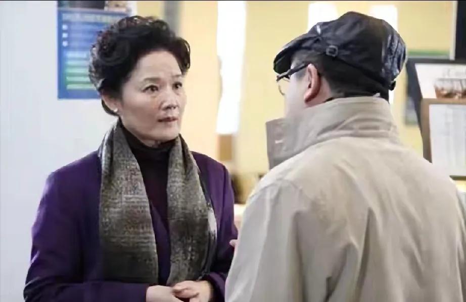 她是国家一级演员杨青，人生剧本比戏还精彩！出身平凡，历经高考政审波折，终凭努力叩