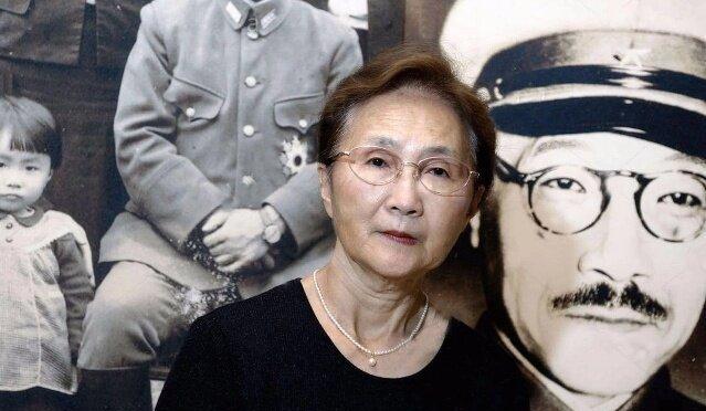 终于找到答案了！日本为什么不承认侵略战争？2007年，甲级战犯东条英机的孙女由布