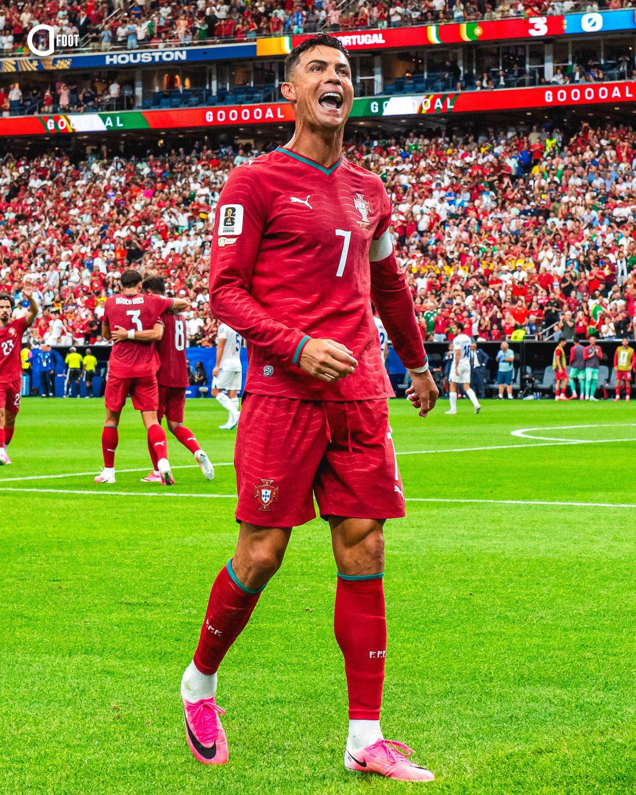 🚨克里斯蒂亚诺·罗纳尔多🇵🇹在六届世界杯上攻入11球，位列世界杯历史射手