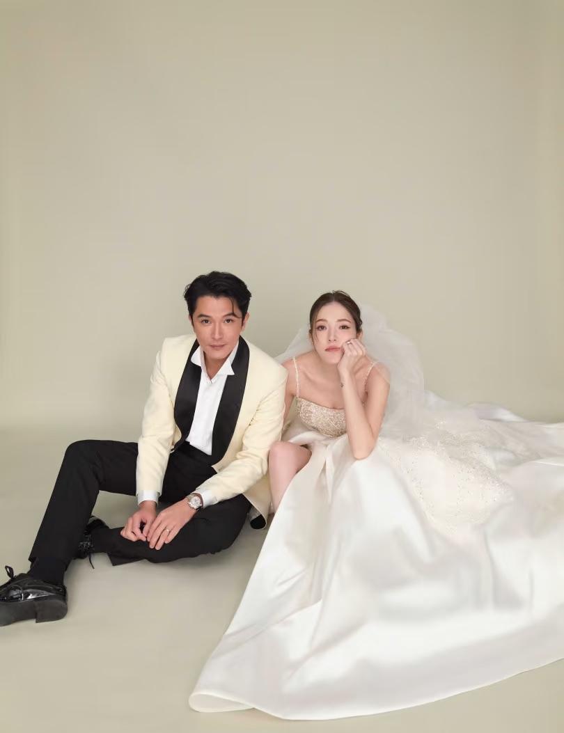 邱泽和许玮甯官宣将在于本月底在台北补办婚礼，我比较想知道杨丞琳会不会去参加婚礼。